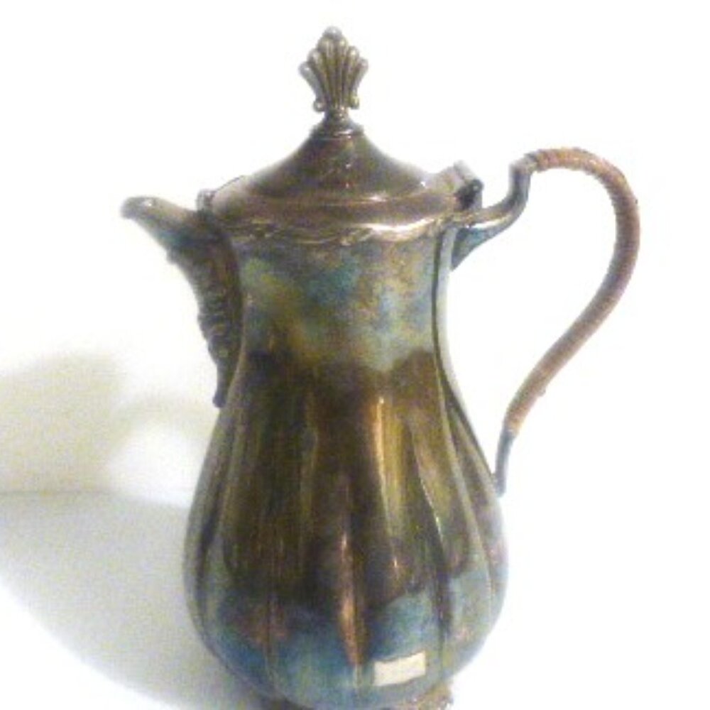 MTL1 8" W.M Rogers Silver Plated TEAPOT #965 Hinged Lid Rattan Herbal Tea Party
